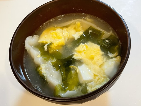 冷凍餃子を使って簡単中華スープ